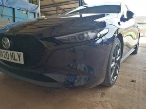 Mazda 3 2.0L Skyactiv-G 122ps GT Sport 2020 Blue - Picture 1 of 9