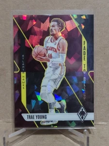 2023-24 Panini Phoenix Fade To Black Phoenix Maroon Ice #031/275 Trae Young - Foto 1 di 2