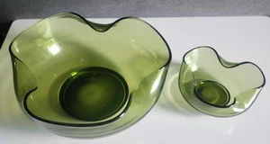 Vintage Anchor Hocking Olive Green Ruffled Glass Chip and Dip Bowl Set - Picture 1 of 7
