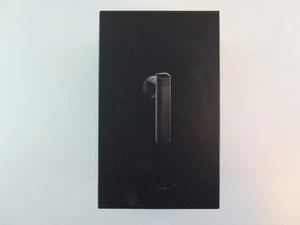 New Apple iPhone 2g 1st Generation Bluetooth Headset A1221 - Collectors Piece - Picture 1 of 9