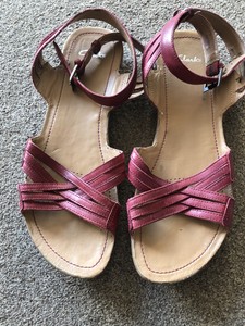 clarks theme tune sandals