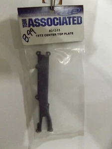 Team Associated 21311 18T2 Center Top Plate - Picture 1 of 1