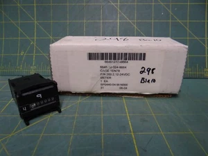 7 DIGIT TOTALIZING TIME METER (12-24VDC) 1.42 INCHES x 2.461 INCHES - Picture 1 of 7