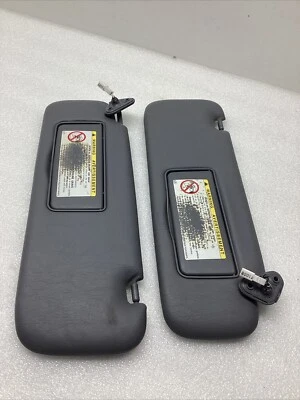 2000-02 雷克萨斯 LX470 遮阳板 左右灯罩 浅灰色 原始设备制造商 — 第 1/4 张图片