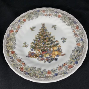 Lot of 2 QUEEN'S Seasons Greetings Salad Plates 8" from Myott Factory Archive  - Picture 1 of 9