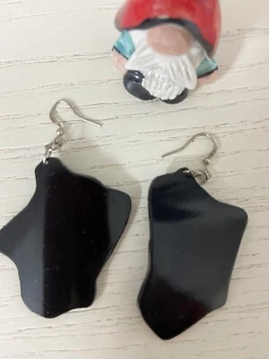 Orecchini Pendenti Donna Neri in PVC Idea Regalo Design Creazione Artigianale - Immagine 1 di 2