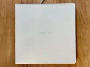 Bezprzewodowy punkt dostępowy Sophos AP6 840 - Zdjęcie 1 z 2