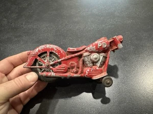 Vintage Red Diecast Hubley P.D. Harley Davidson Police Motorcycle (Circa 1940's) - Picture 1 of 7