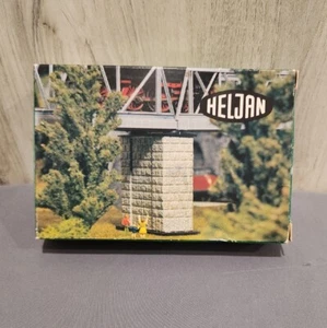 Heljan HO H0 1/87 #1765 2 Bridge Piers 8x3.5x8cm Made in Denmark - Picture 1 of 4