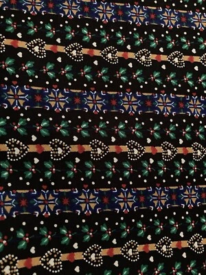 Corazón Geométrico Hojas Verdes Sobre Negro Colección Mary E Hopkins Tela SSI 3Y Foto 1 de 3