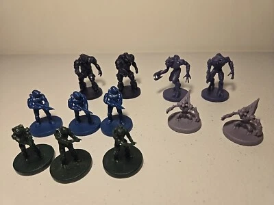 Halo Interactive Strategy Game  Replacement Pieces Master Chief 12 Figures  - Image 1 of 4