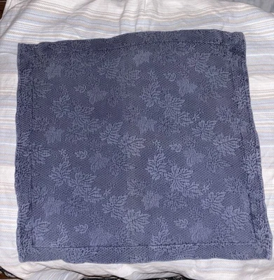 Fundas de almohada de algodón acolchadas florales Company Store azul 27x17 festoneadas Portugal Foto 1 de 4