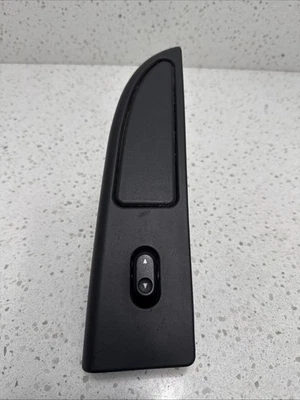 2003 FORD CROWN VICTORIA R/R Right Rear Door Window Switch Foto 1 de 4