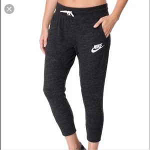 Nike Dark Grey Heather Cropped Joggers with Pockets Elastic Drawstring Waist Lg - Picture 1 of 8