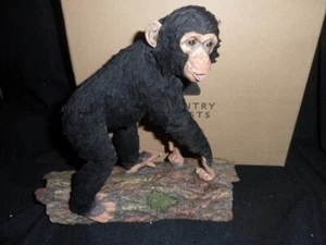 CA05469 - COUNTRY ARTISTS NEW IN BOX CHIMPANZEE WALKING ON LOG - Picture 1 of 6