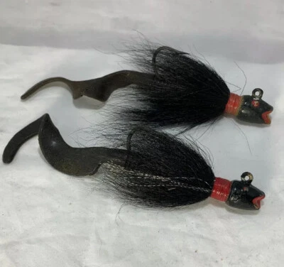Plantillas de pesca de plomo de goma vintage pelo negro rojo lubina señuelo largo Foto 1 de 4