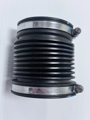 🚘 2006-2010 BMW E60 M5 E63 M6 S85 Intake Manifold Intake Rubber Boot / Clamps - Image 1 of 4