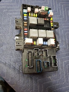 2006 Ford F-150 Interior Dash Fuse Box Power Junction Block 6L3T-14A067-EA OEM - Picture 1 of 5