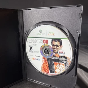 NASCAR 08 (Microsoft Xbox 360, 2007) - Bild 1 von 2
