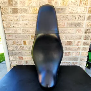 2010-2011 Honda VT1300 (Sabre, Stateline, Interstate) OEM Duo Seat 77200-MFY-A01 - Bild 1 von 21