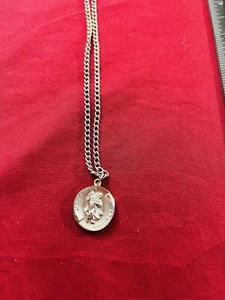 Mini colgante y collar de San Cristóbal superpuesto de plata, colgante religioso MJ - Imagen 1 de 3