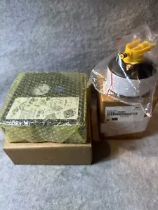 Kia / Hyundai Air Compressor 52933-H8000 + Dunlop Tech Tire Repair Kit OEM New - Picture 1 of 7