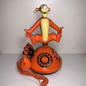 TIGGER phone WALT DISNEY FROM WINNIE THE POOH ANIMATED TALKING TELEPHONE WORKS!