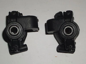 Nudillos de dirección a escala 1/8 AXIAL YETI o bujes en C Fromt (2) - Imagen 1 de 1