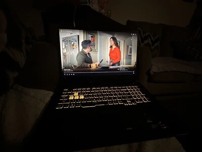 ASUS TUF Gaming F17 17.3'' (512GB SSD Intel Core i5-11260H 2.6GHz 8GB RAM)... - Image 1 of 4