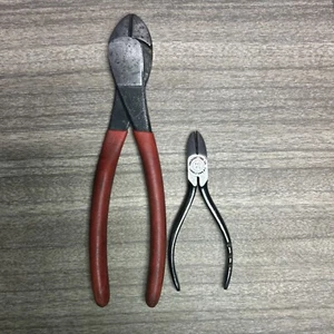 2 Vintage Crescent 542-8 & 942 4.5” Diagonal Side Cutters Dykes Pliers Set (USA) - Picture 1 of 6