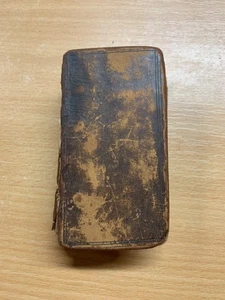 *RARE* 1628 "GEOR BUCHANANI SCOTI POEMATA" TINY LATIN LEATHER BOOK (P2) - Picture 1 of 18