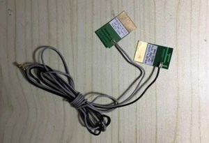 WIFI Antennas For SAMSUNG X520 - NP-X520 Series Antennas + Flat Cables - Picture 1 of 1