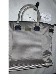 NWT- Tommy Bahama Haven Collection Weekender Bag Model 2455C06 - Picture 1 of 7