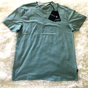 NUEVO CON ETIQUETAS Kenneth Cole NY Techni-Cole Hombres Grande Henley Camiseta Manga Corta Verde - Imagen 1 de 3