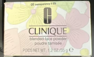 New in Box Clinique Blended Face Powder,  04 .12 oz / 3.5 g - Picture 1 of 2