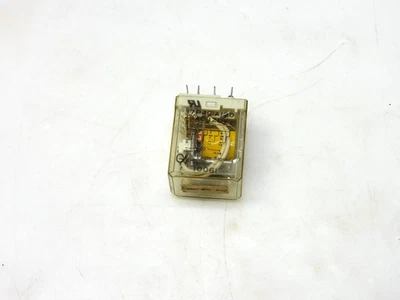 EAGLE SIGNAL 17P4CA120 RELAY 120V - Image 1 of 3