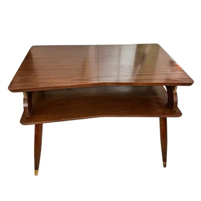 Винтажный современный двухъярусный столик середины века из орехового ламината - Изображение 1 из 4