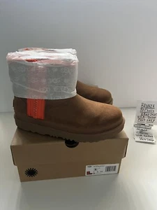 UGG CLASSIC MINI ZIP LOGO CHESTNUT SUEDE Boots Women Size 6 US 5 UK 38 EUR NEW - Picture 1 of 17