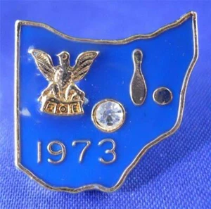 Fraternal Order Of Eagles Bowling League Lapel Pin Rhinestone Vintage 1973 FOE - Bild 1 von 4