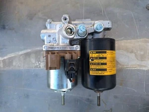Lexus CT200h 11-17 ABS Anti Lock Brake Booster Pump Module 47070-12020, , OEM - Foto 1 di 2