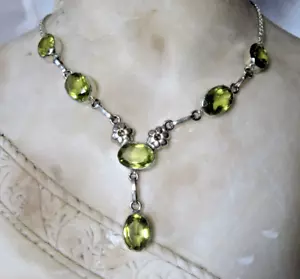 Collar de metal plateado con seis bisel de 14 mm x 10 mm conjunto gemas verdes - Imagen 1 de 10