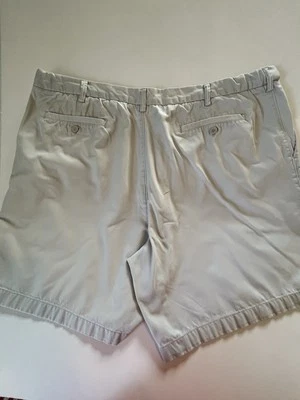 Pantalones cortos puritanos caqui para hombre talla 46, 8 pulgadas entrepierna Foto 1 de 4