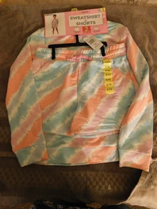 Girls 2-pc set sweatshirt and shorts pink,blue,purple striped size 7/8 - Picture 1 of 3