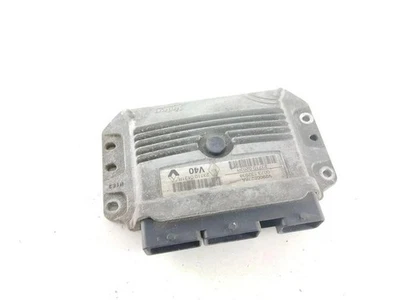 RENAULT MEGANE III Grandtour KZ0/1 Engine Control Unit 237100131R 31927339 - Immagine 1 di 4
