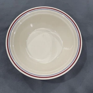 Cuenco de cereales Corelle Abundance 6 3/4" borde borde beige con rayas rojas y azules - Imagen 1 de 4