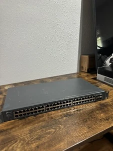 D-Link 48-Port Gigabit Smart Switch with 4 SFP Slots T1600G-52TS (TL-SG2452) - Picture 1 of 6