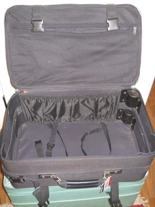 Vintage American Airlines Luggage Soft Sided Black Canvas Suitcase 21"x 14" x 9" - Picture 1 of 9