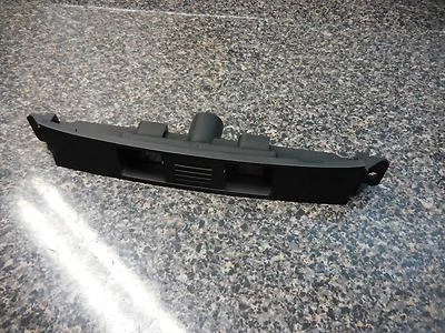 Hyundai Entourage 2006 tablero interruptor central carcasa bisel moldura OEM 3,8 L 06 Foto 1 de 4