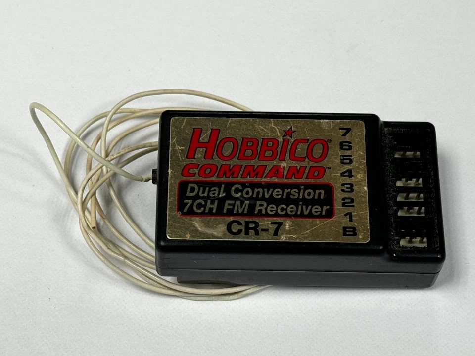 Futaba / Hobbico R127DF 127DF 72MHZ RC AIR Remote Control Airplane Receiver - Image 1 of 1