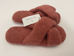 Vera Bradley Teddy Fleece Slides Slippers in Blush Fig Brown Medium (7-8) $45  